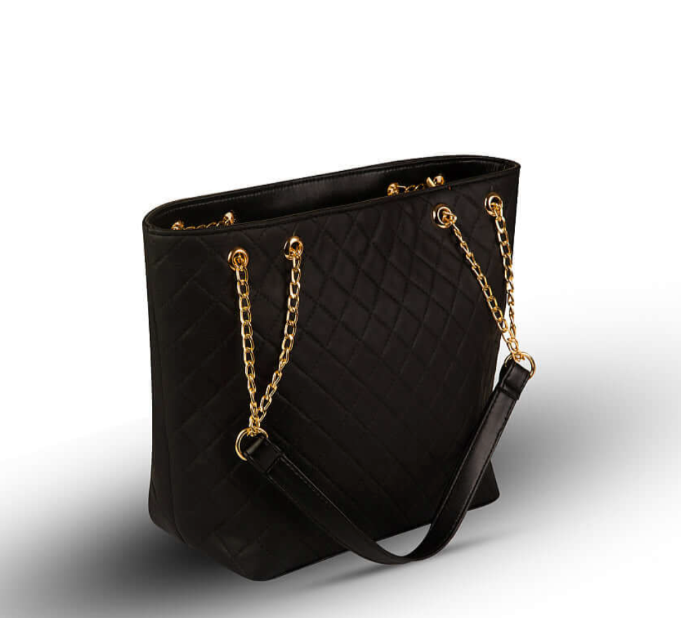 Lyana Chris Tote