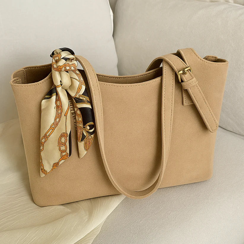 Lyana Whiskey Tote- Maroon