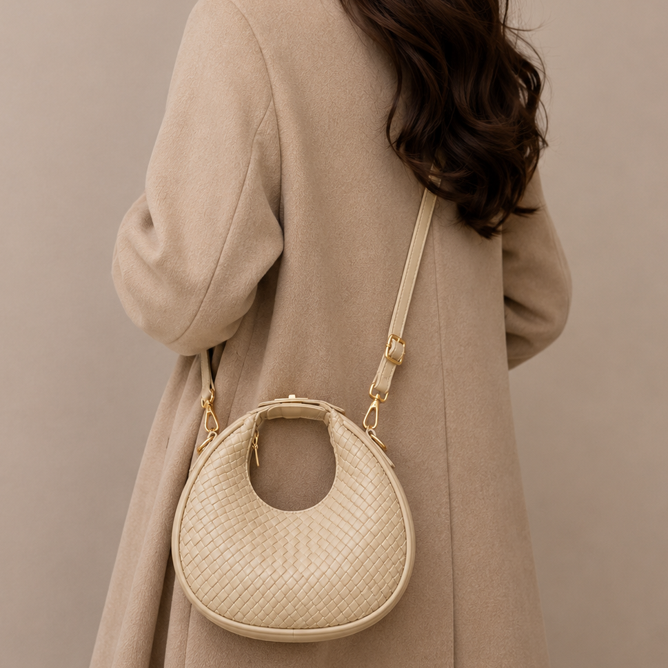 Elara Black Bag