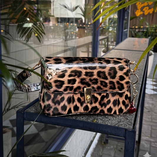 Lyana Safari Bag