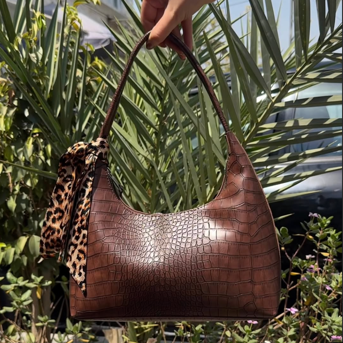 Lyana Sahara Bag.