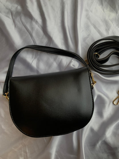 Chic Black Dual Strap Bag