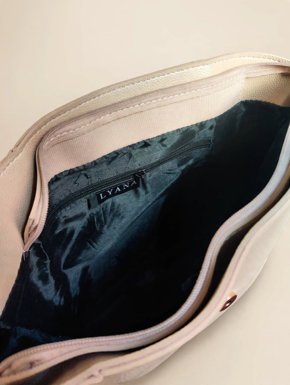 Lyana Falcon Tote
